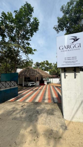 Garggi Marari Beach Waves